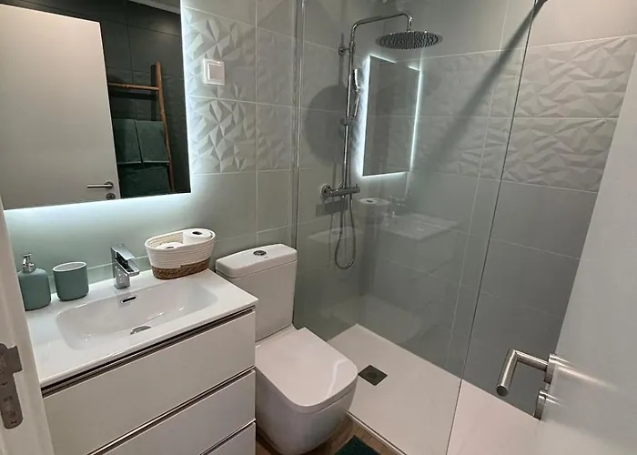 - The Light House * Peniche